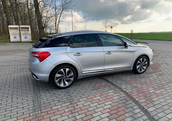 Citroen DS5 cena 51500 przebieg: 99140, rok produkcji 2015 z Pleszew małe 154